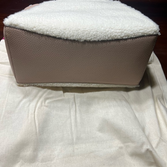 Tory Burch McGraw Shearling carryall NEW - Picture 11 of 12